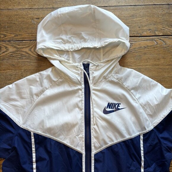 Nike Sportswear Women's Windrunner Full Zip Hooded Lightweight Jacket Small - Picture 2 of 16